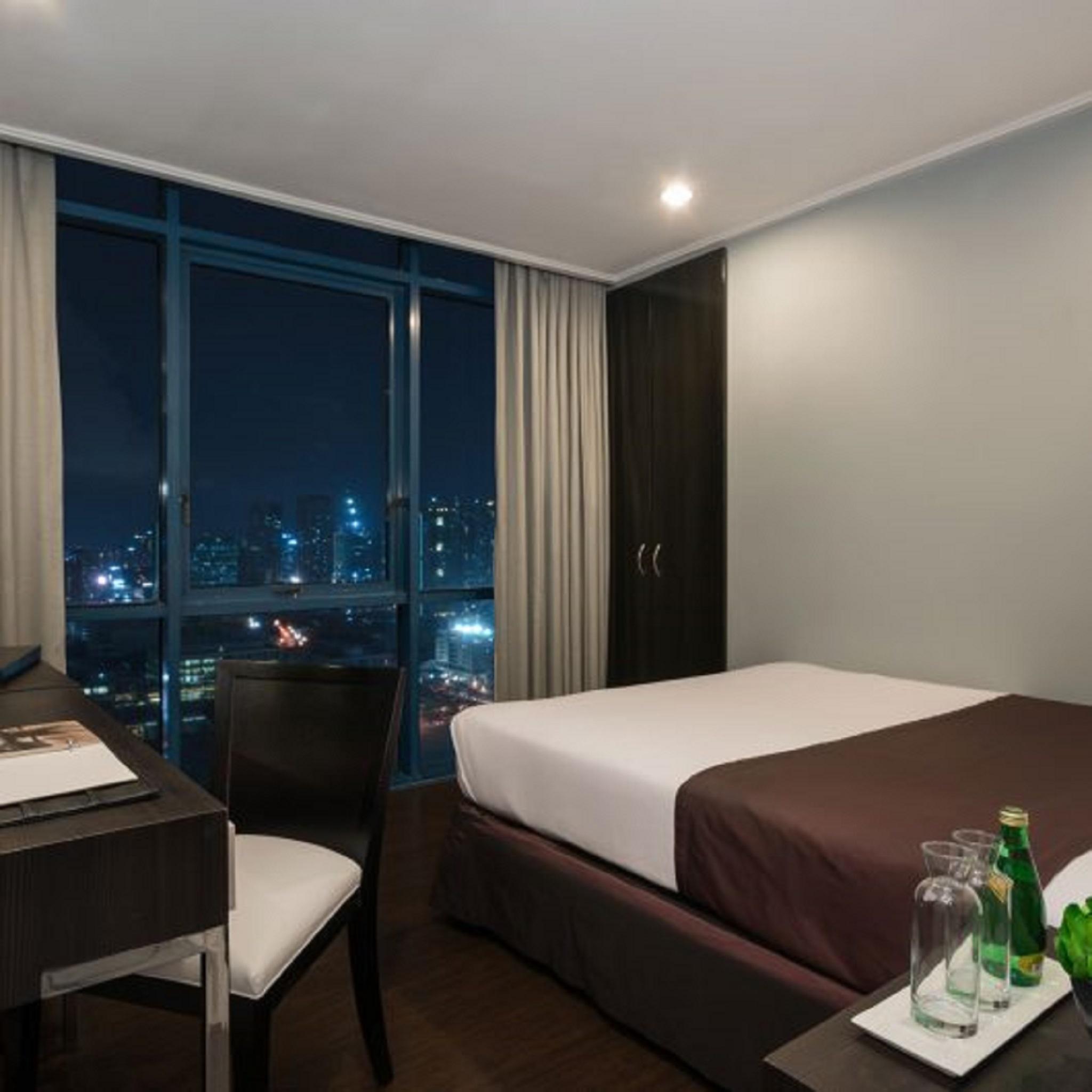 Astoria Plaza Hotel Pasig City Екстериор снимка