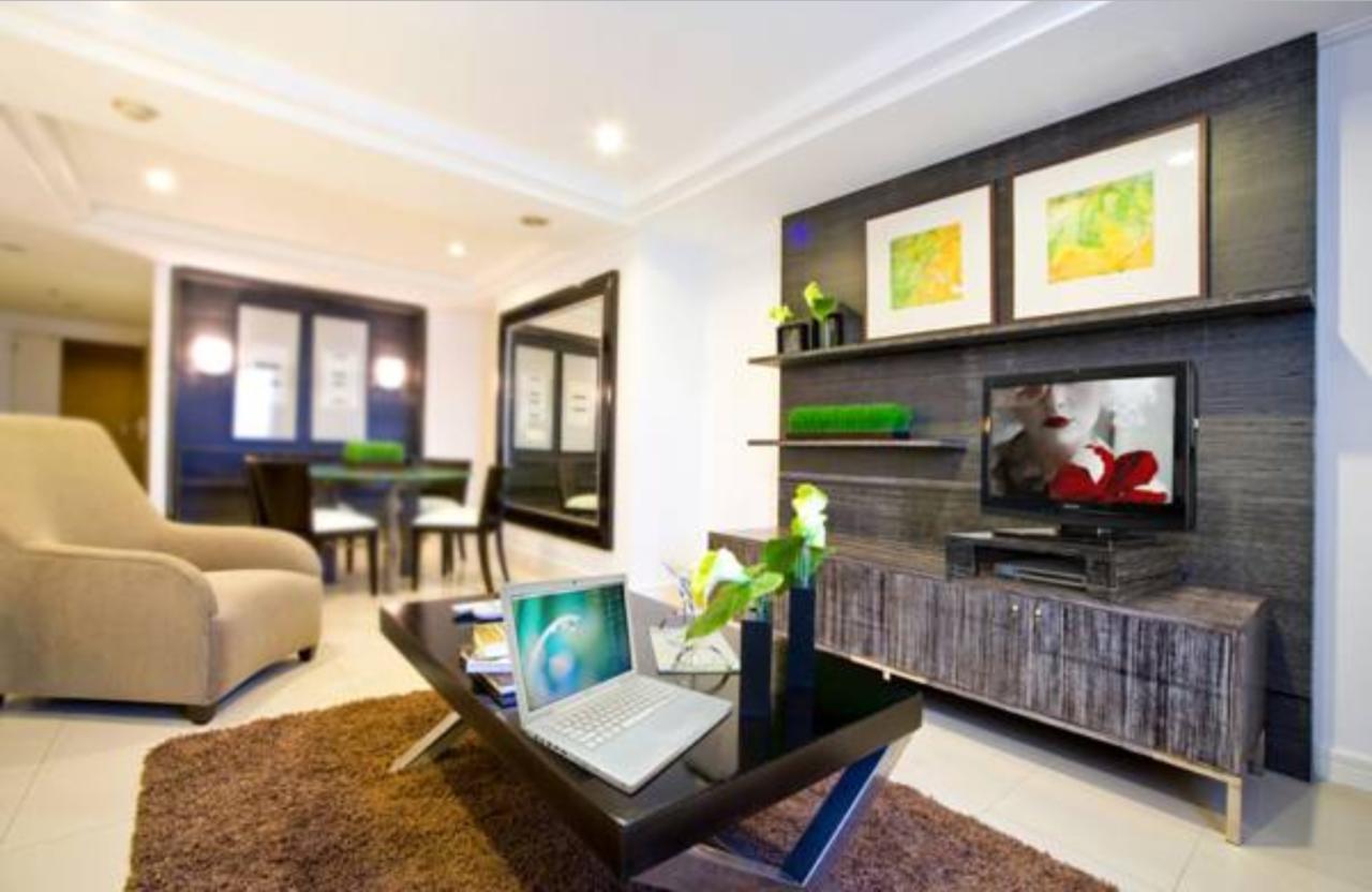 Astoria Plaza Hotel Pasig City Екстериор снимка
