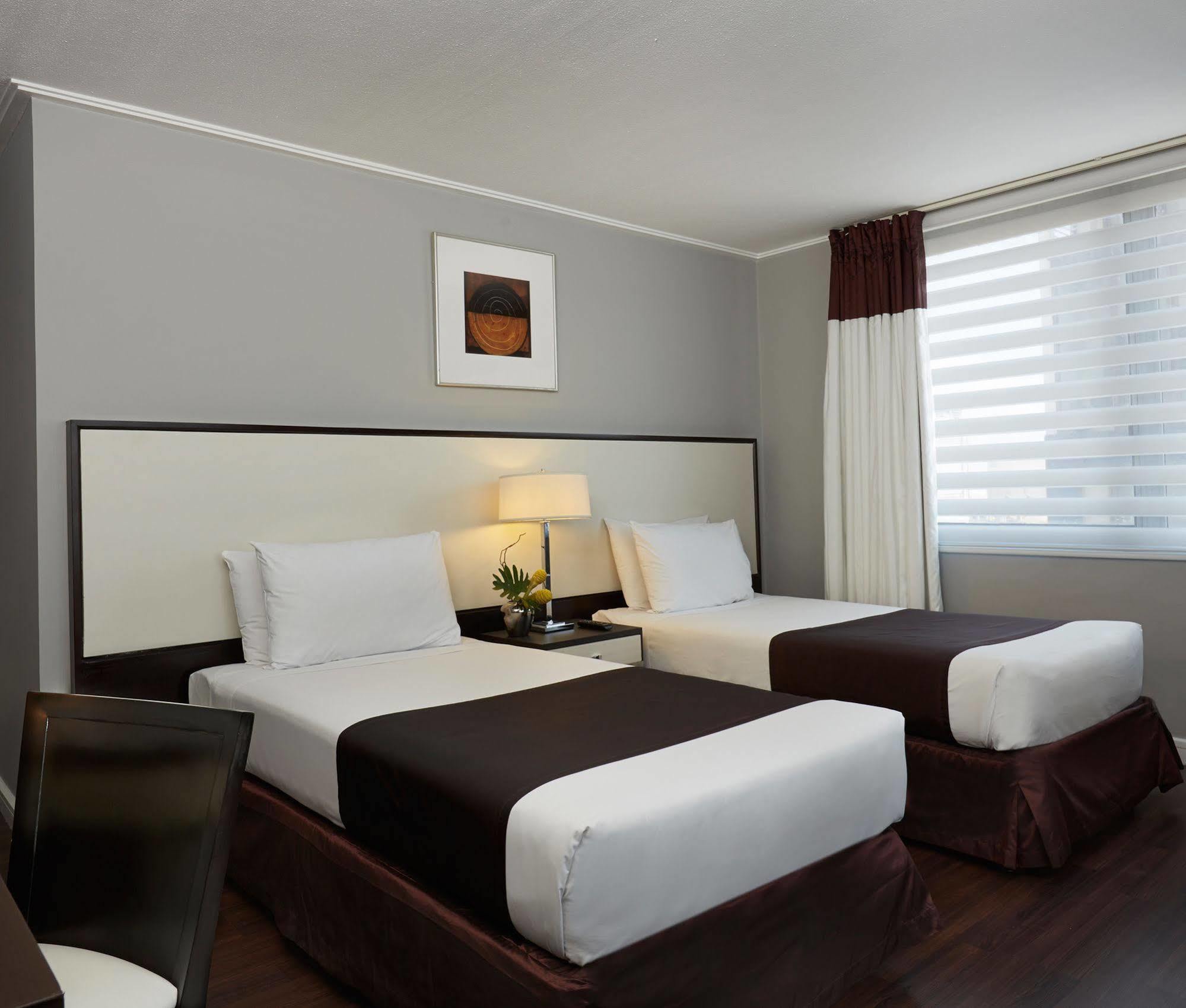 Astoria Plaza Hotel Pasig City Екстериор снимка